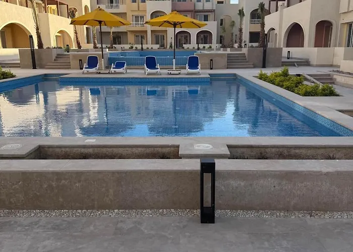 G02 Bay Village | Balcony | Poolside Apartment